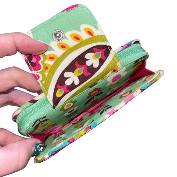 Vera Bradley Wristlet Tutti Frutti Paisley Wallet - Picture 3 of 5